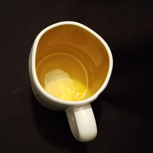 🐝Rae Dunn Busy Bee Mug - Picture 2 of 3